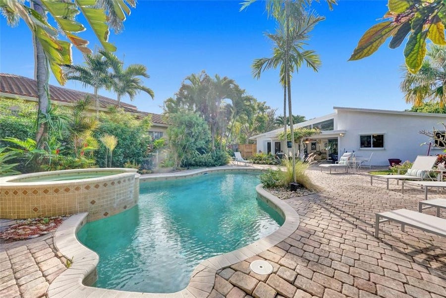 Property photo for 2525 SE 7th Drive, Pompano Beach, FL