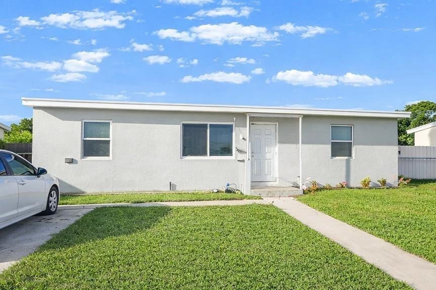 Property photo for 1225 NW 10th Place, Fort Lauderdale, FL