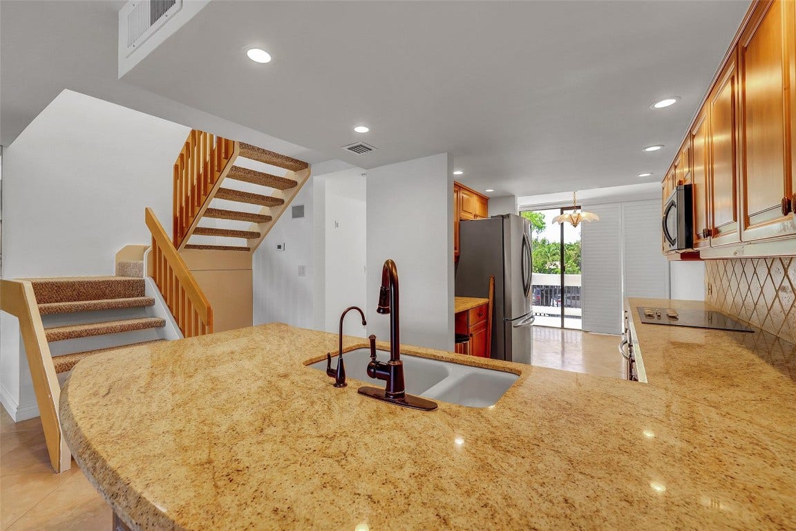1100 SE 5 Court, #97, Pompano Beach, FL 33060