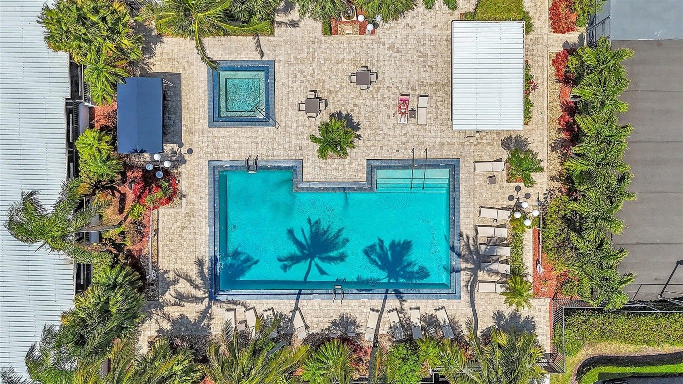 1100 SE 5 Court, #97, Pompano Beach, FL 33060