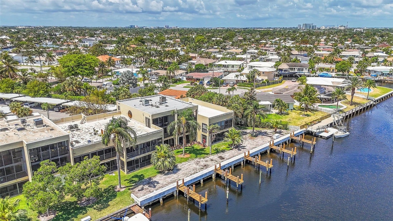 1100 SE 5 Court, #97, Pompano Beach, FL 33060