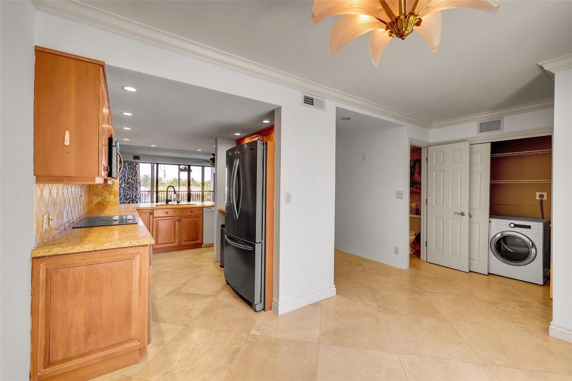 1100 SE 5 Court, #97, Pompano Beach, FL 33060
