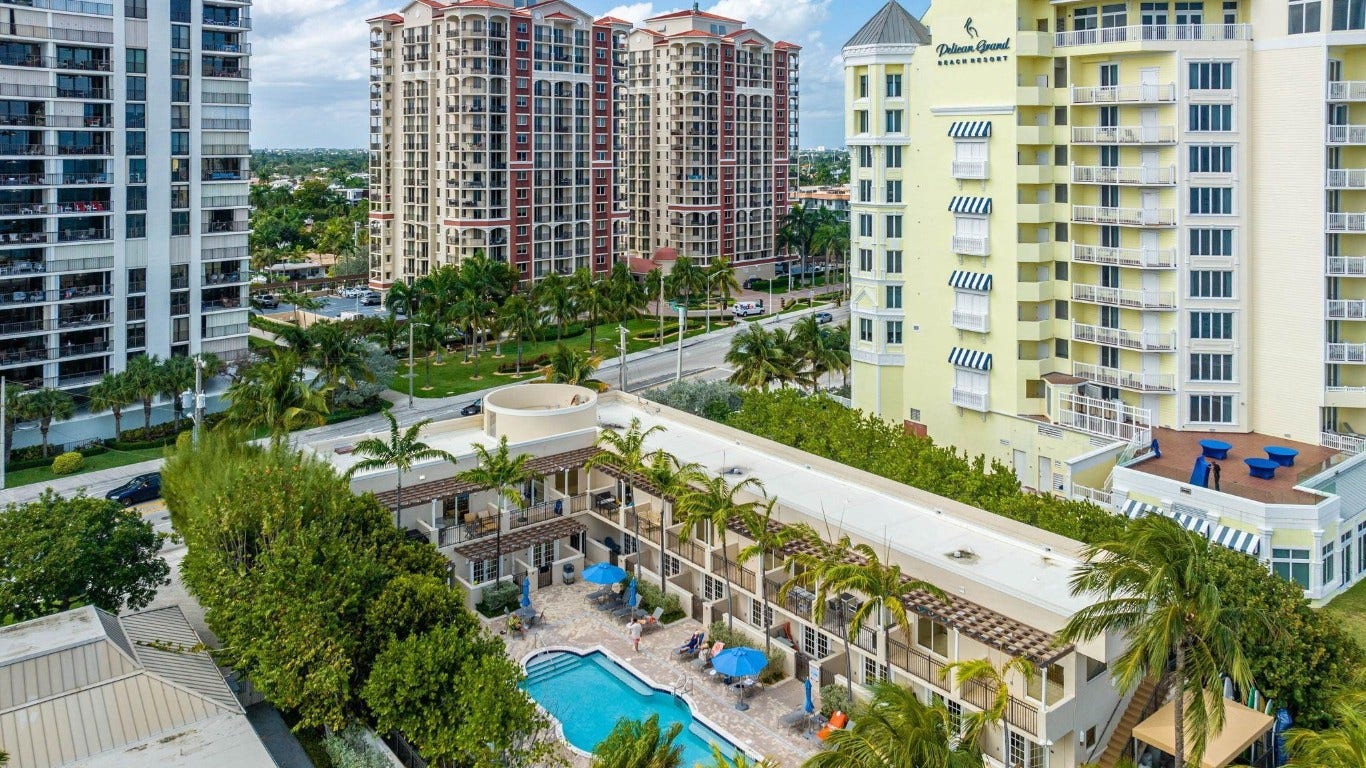 2011 N Ocean Boulevard, #902, Fort Lauderdale, FL 33305
