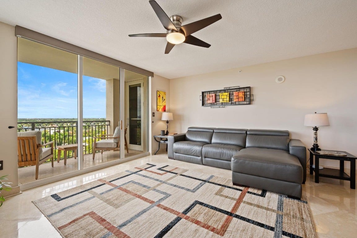 2011 N Ocean Boulevard, #902, Fort Lauderdale, FL 33305