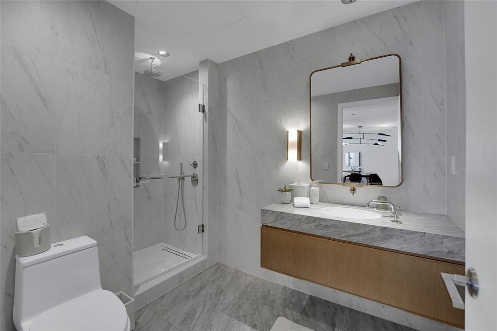 525 N Fort Lauderdale Beach Boulevard, #1204, Fort Lauderdale, FL 33304 Photo 28
