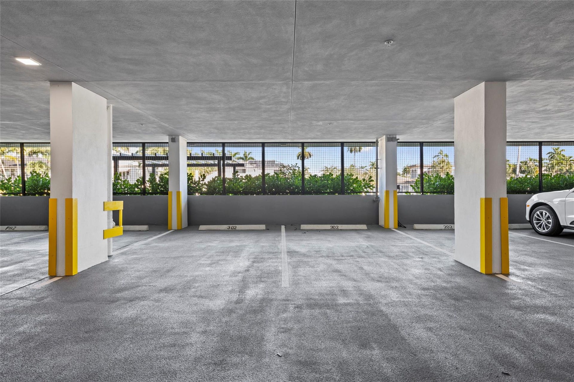160 Isle Of Venice Drive, #302, Fort Lauderdale, FL 33301 Photo 36