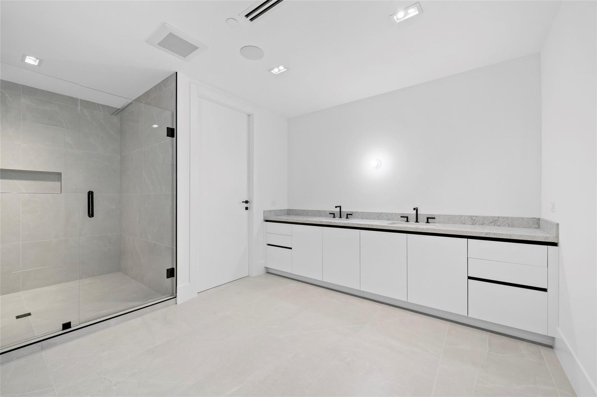160 Isle Of Venice Drive, #302, Fort Lauderdale, FL 33301 Photo 20