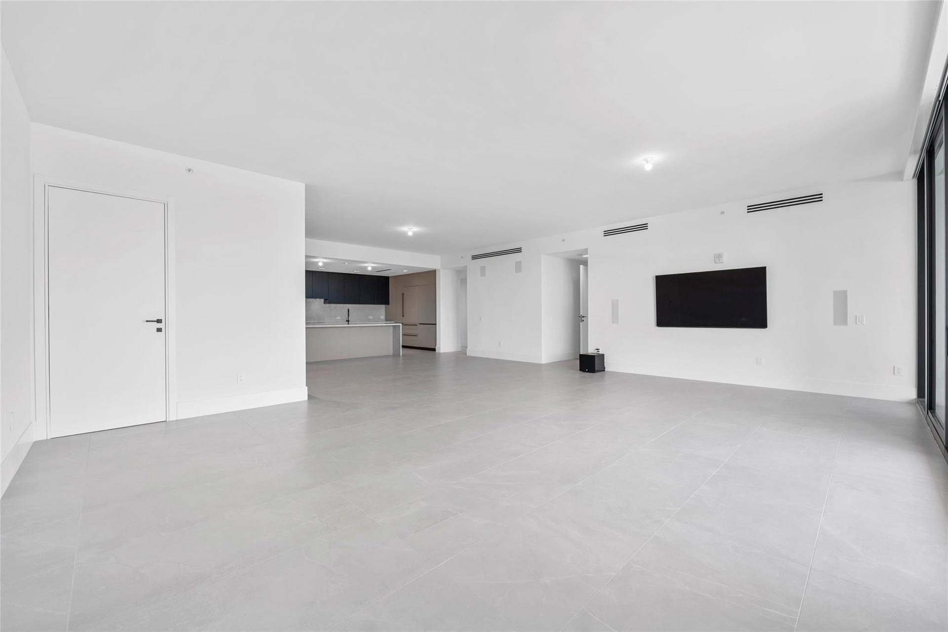 160 Isle Of Venice Drive, #302, Fort Lauderdale, FL 33301 Photo 9