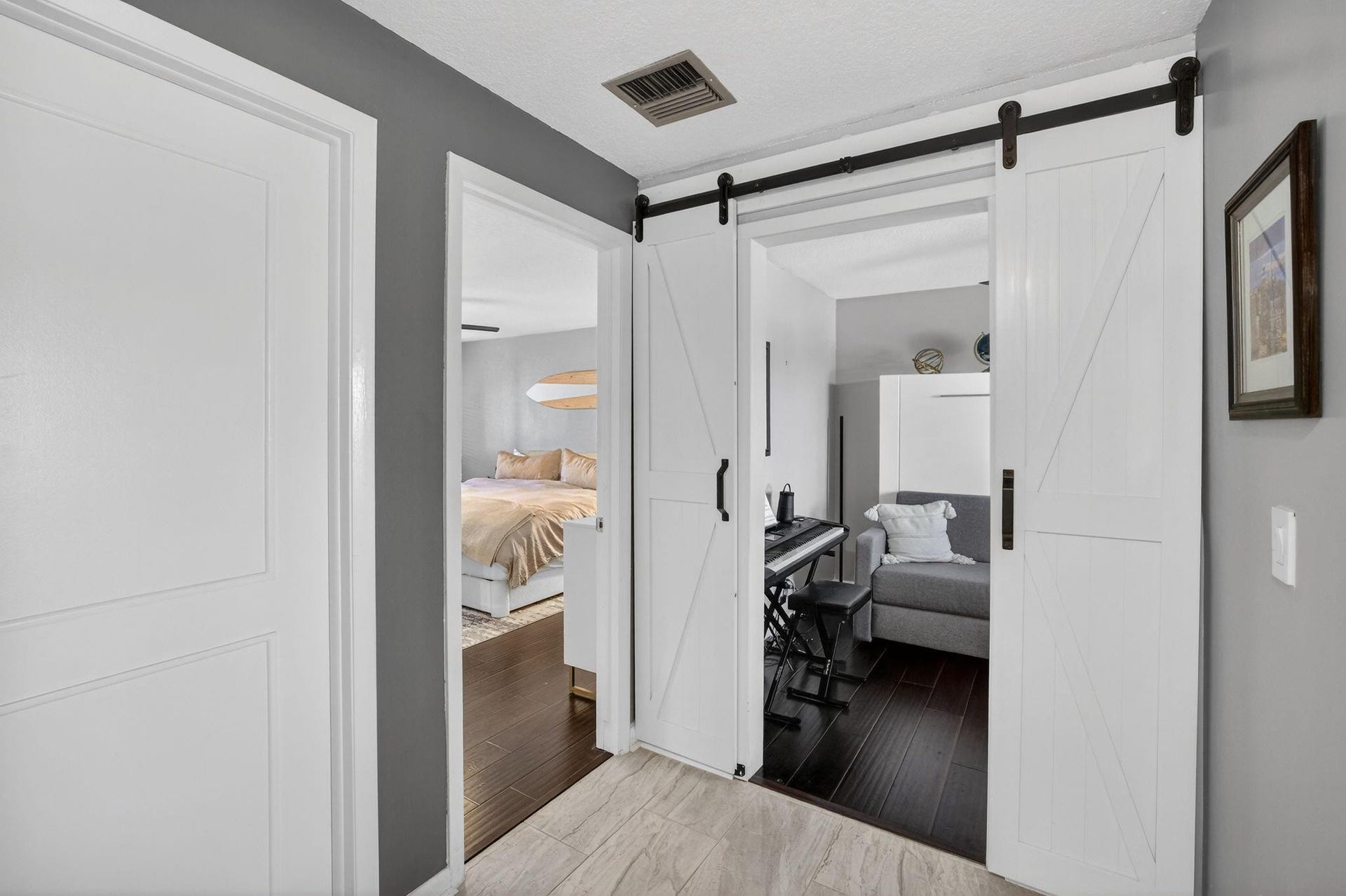 1401 NE 9th Street, #13, Fort Lauderdale, FL 33304 3rd Floor Hallway