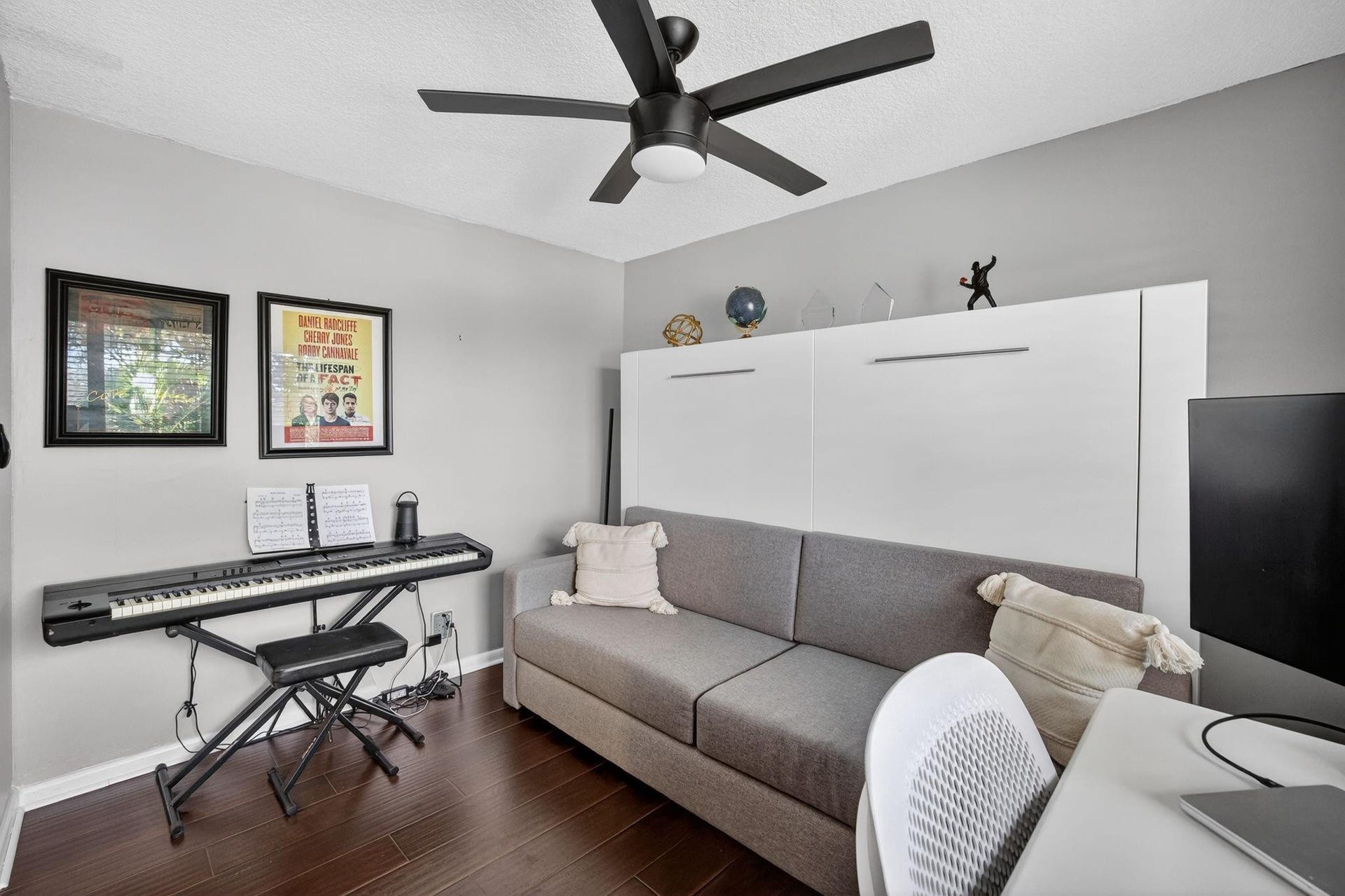 1401 NE 9th Street, #13, Fort Lauderdale, FL 33304 3rd Bedroom/Office includes a Murphey Bed.