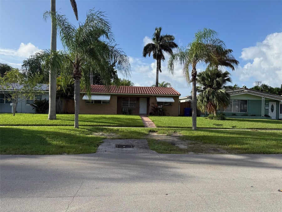Property photo for 1526 Shenandoah Street, Hollywood, FL