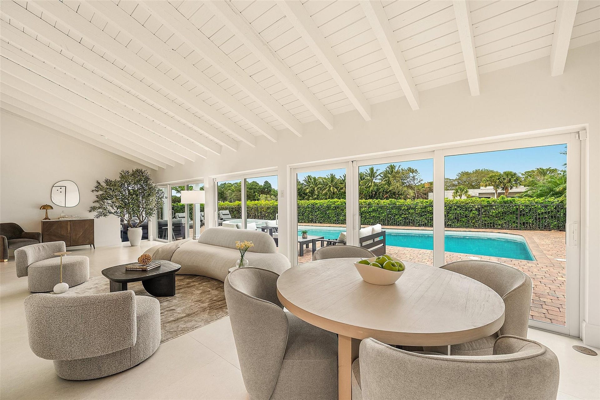 4877 Pineview Circle, Delray Beach, FL 33445 4877 Pineview Circle, Delray Beach, FL 33445
