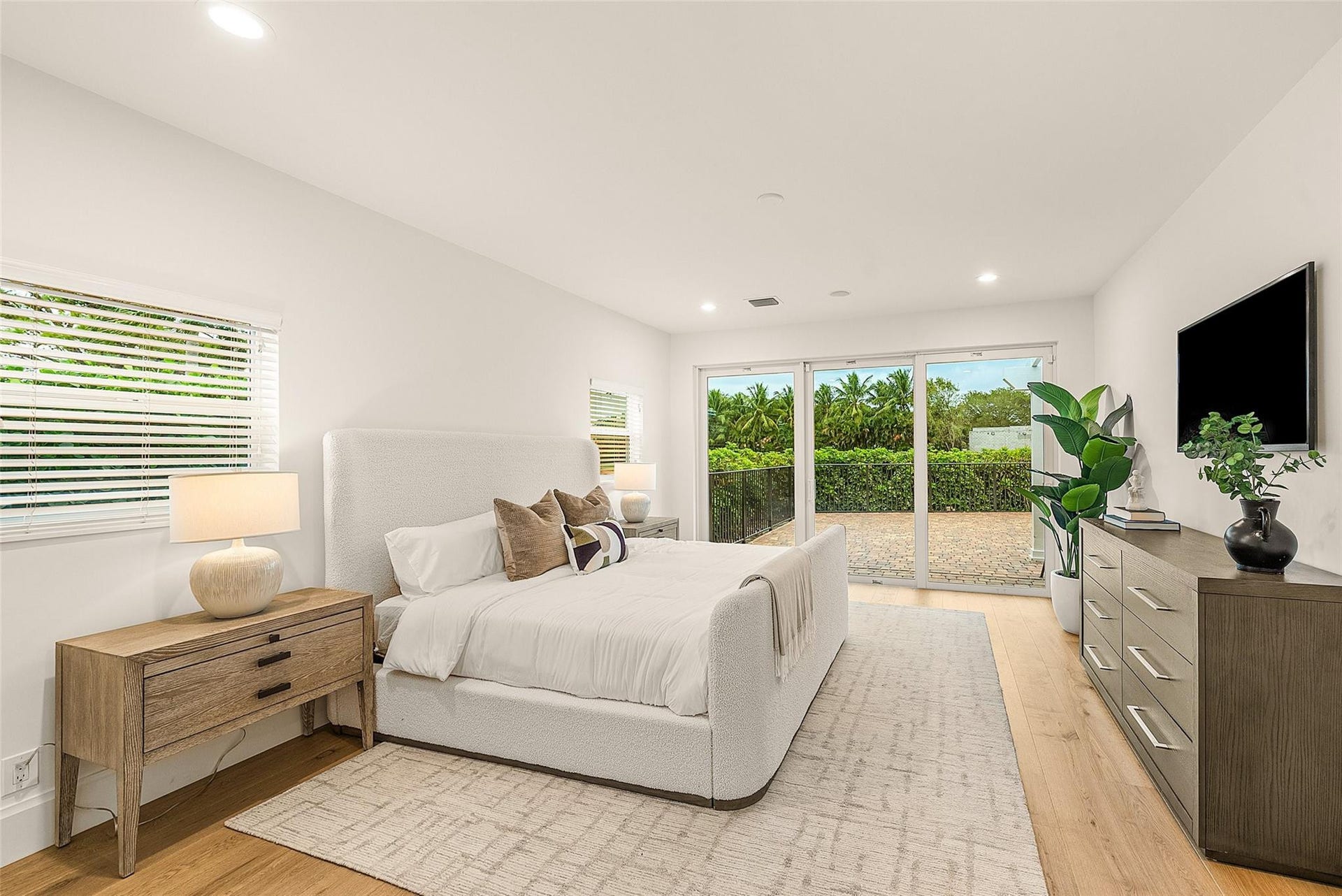 4877 Pineview Circle, Delray Beach, FL 33445 4877 Pineview Circle, Delray Beach, FL 33445