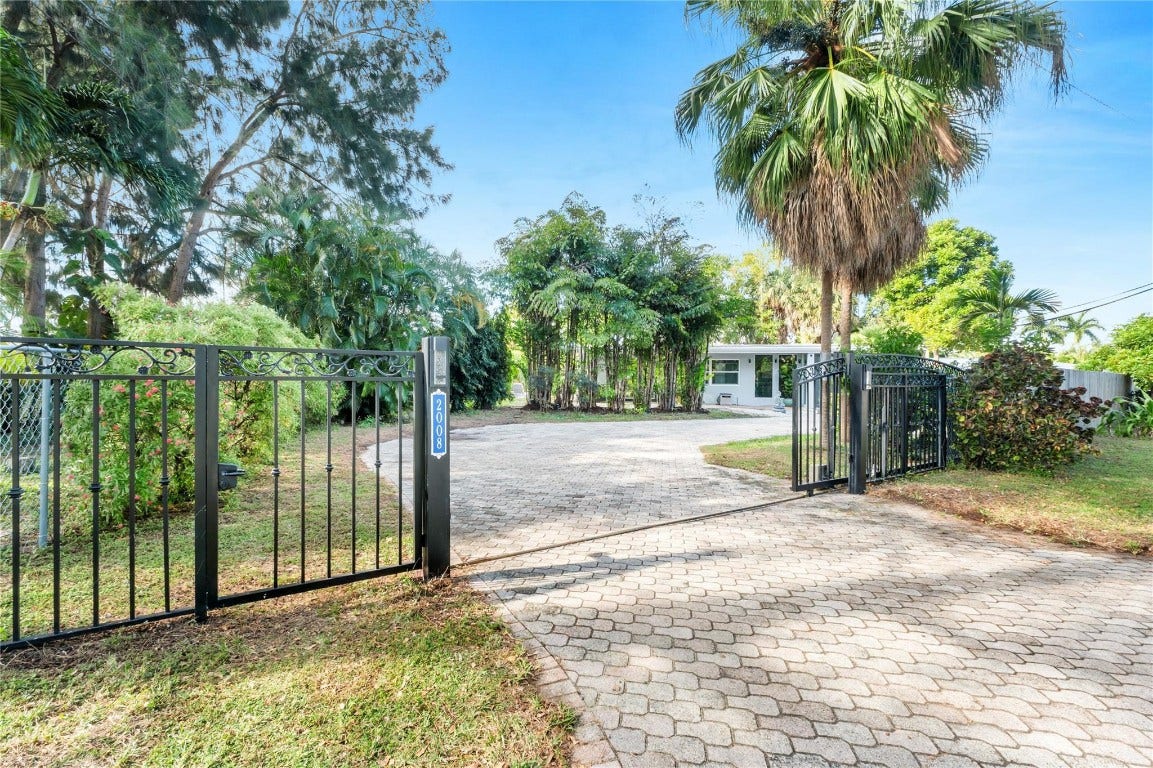 2008 Coral Gardens Drive, Wilton Manors, FL 33306