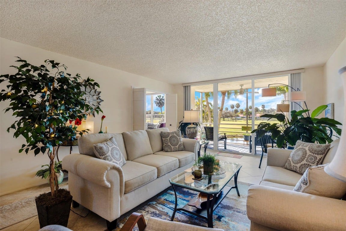 3980 Oaks Clubhouse Drive, #210, Pompano Beach, FL 33069