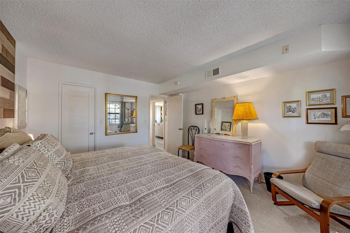 3980 Oaks Clubhouse Drive, #210, Pompano Beach, FL 33069