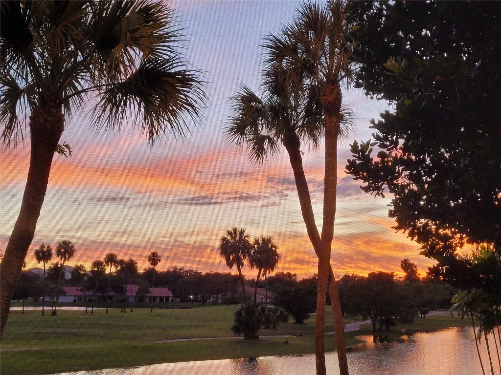 3980 Oaks Clubhouse Drive, #210, Pompano Beach, FL 33069