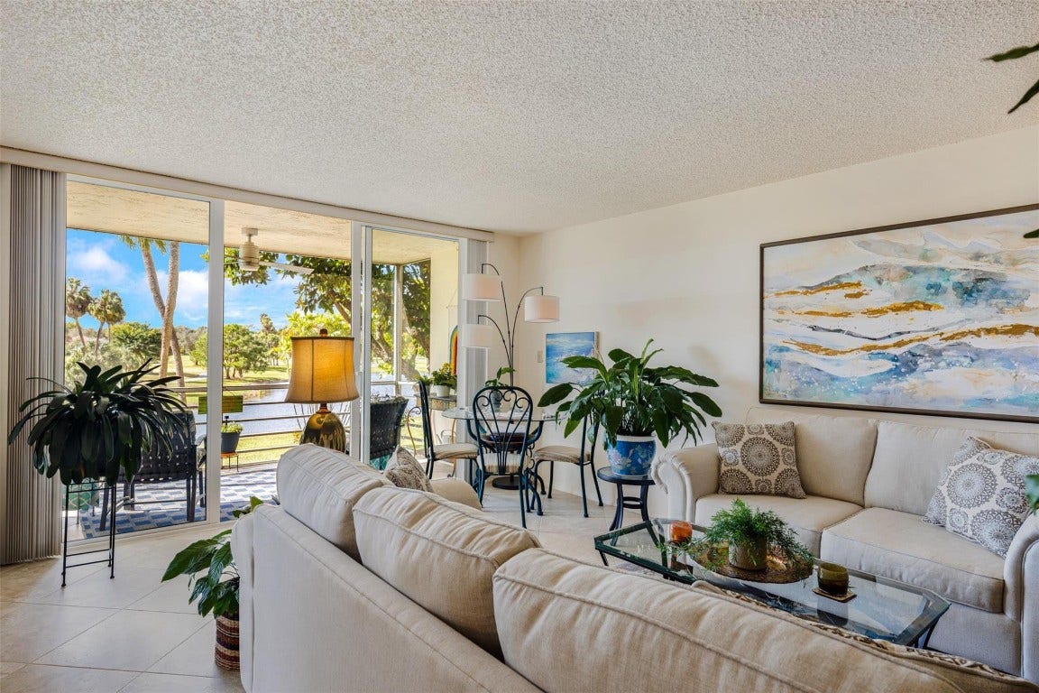 3980 Oaks Clubhouse Drive, #210, Pompano Beach, FL 33069