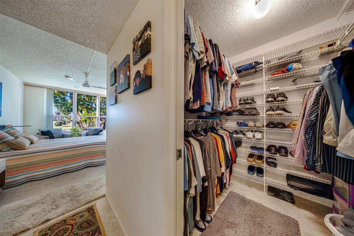 3980 Oaks Clubhouse Drive, #210, Pompano Beach, FL 33069