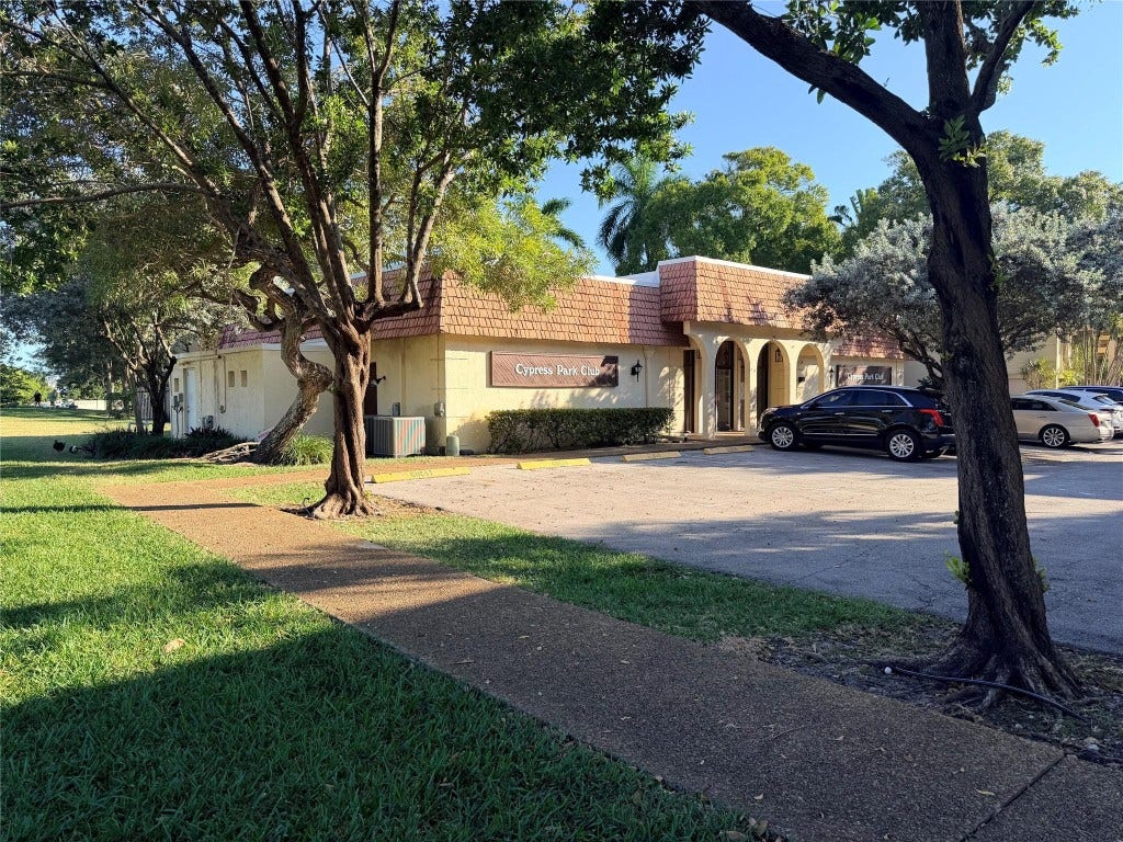 136 S Cypress Road, #317, Pompano Beach, FL 33060 136 S Cypress Road, #317, Pompano Beach, FL 33060