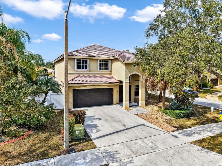 Property photo for 414 SW 205th Avenue, Pembroke Pines, FL