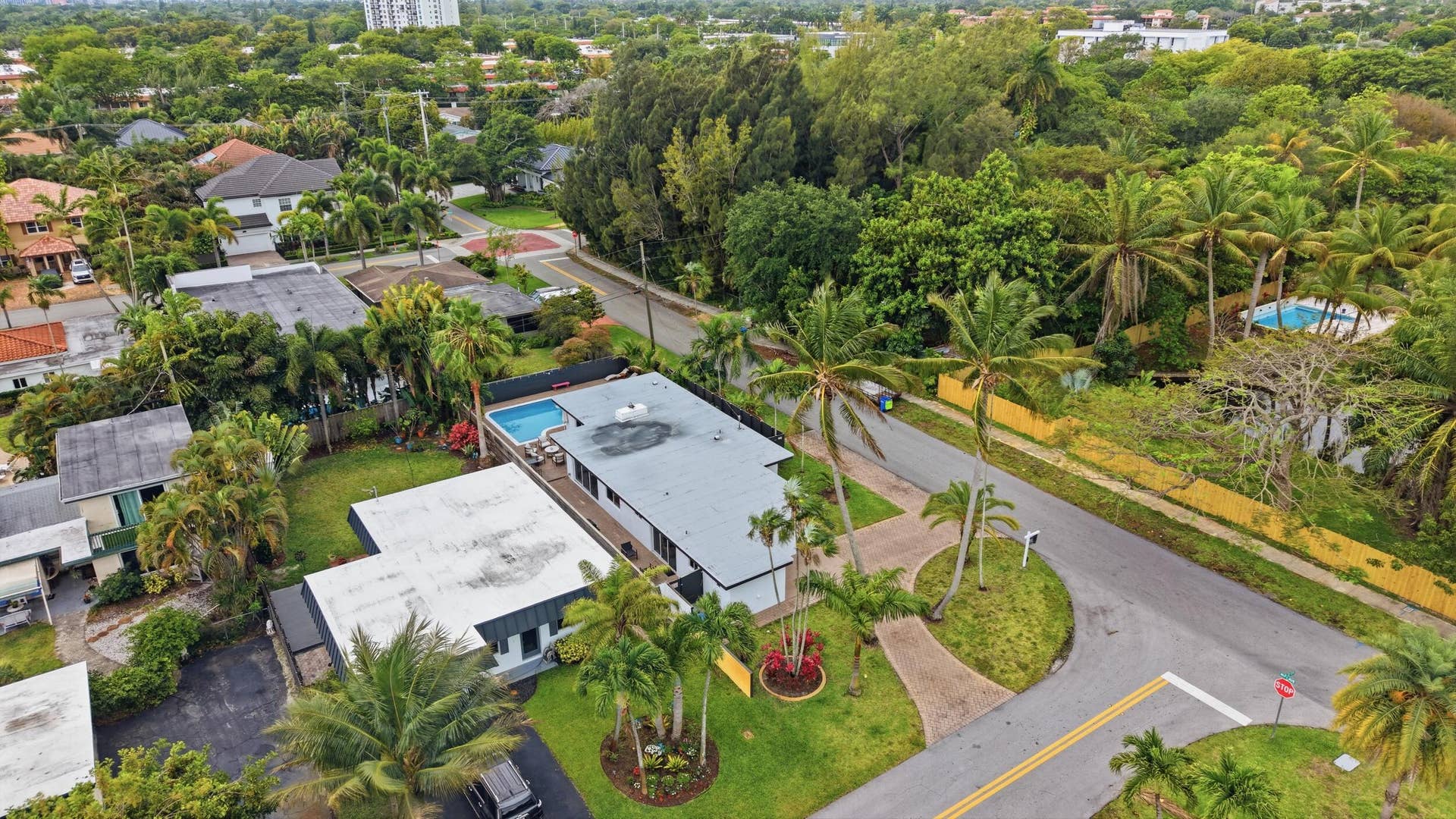 100 NE 22nd Street, Wilton Manors, FL 33305 57_dji_20260427164426_0796_d