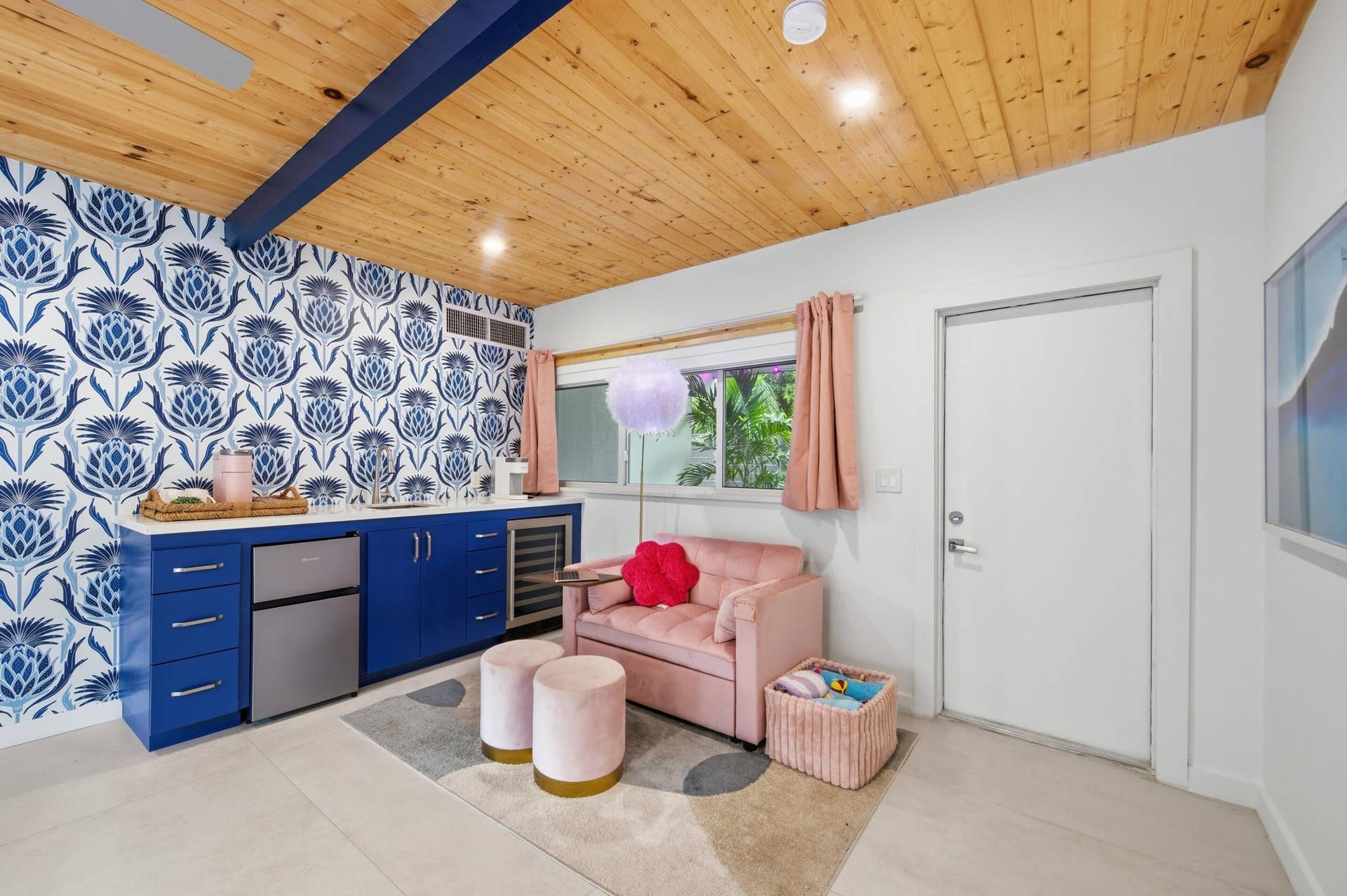 100 NE 22nd Street, Wilton Manors, FL 33305 44__d4s5971