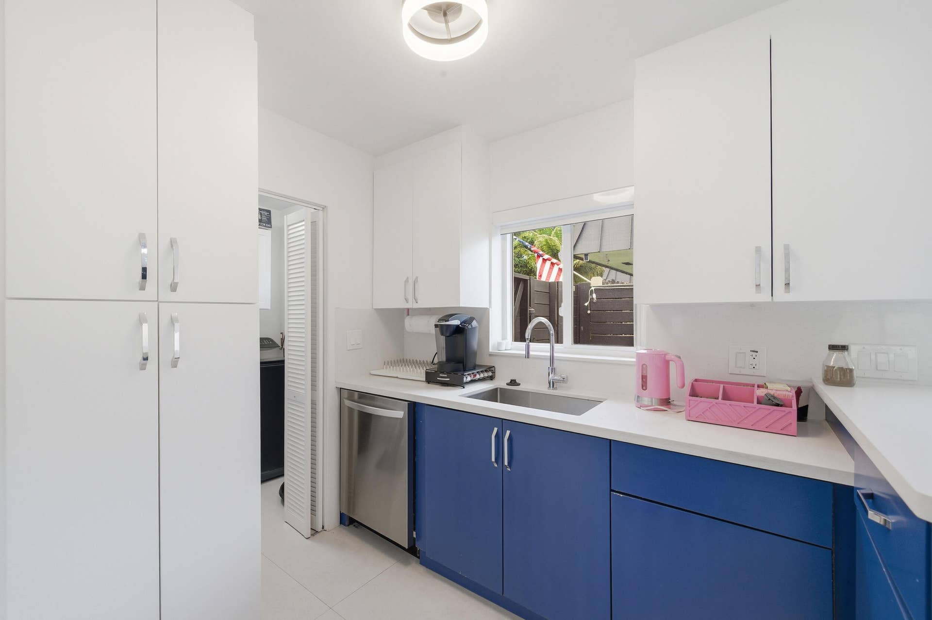 100 NE 22nd Street, Wilton Manors, FL 33305 31__d4s5801