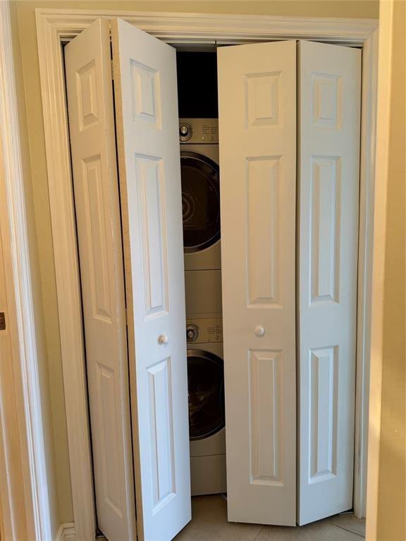 1301 E Hillsboro Boulevard, #205, Deerfield Beach, Deerfield Beach, FL 33441 laundry