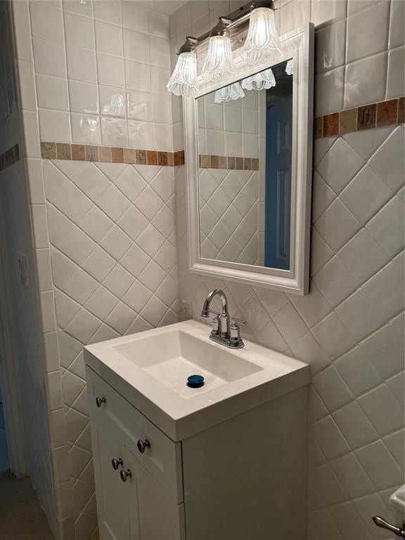 1301 E Hillsboro Boulevard, #205, Deerfield Beach, Deerfield Beach, FL 33441 bathroom