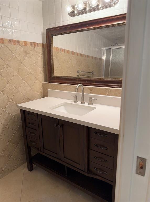 1301 E Hillsboro Boulevard, #205, Deerfield Beach, Deerfield Beach, FL 33441 primary bathroom