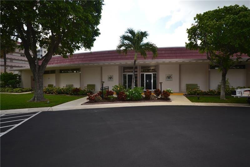 1301 E Hillsboro Boulevard, #205, Deerfield Beach, Deerfield Beach, FL 33441 clubhouse