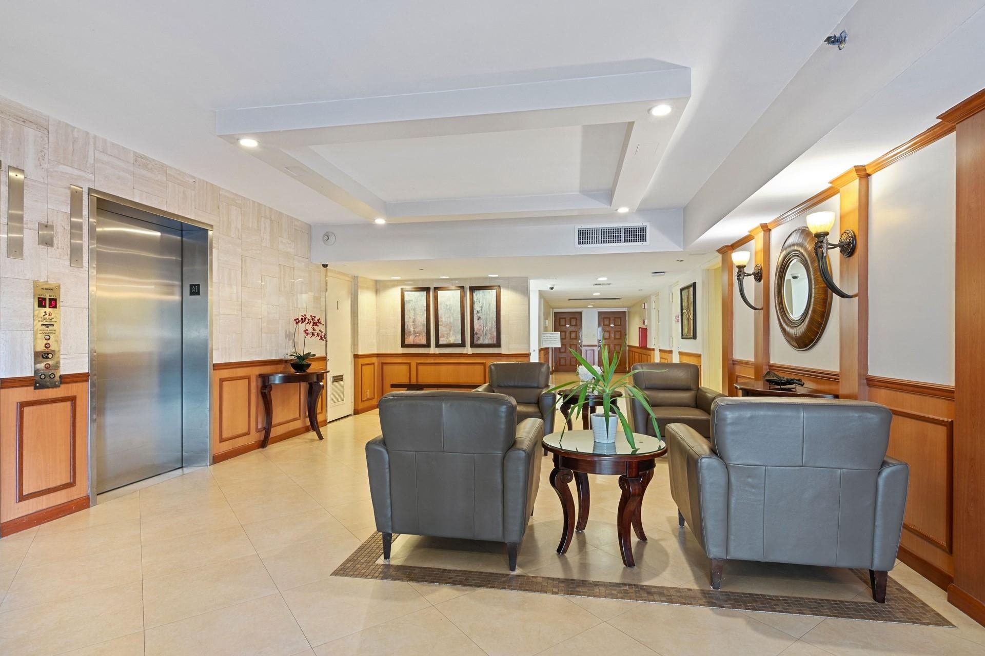 3095 N N Course, #1008, Pompano Beach, FL 33069 Secured Lobby, 2 elevators