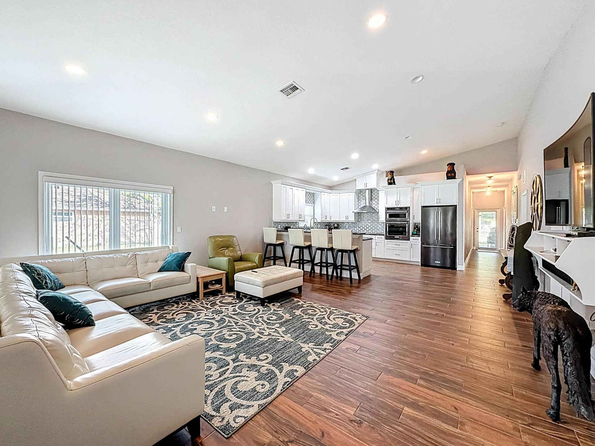 2643 Kentucky Street-16