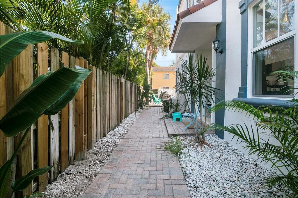 732 NE 15th Avenue, Fort Lauderdale, FL 33304 Photo 8