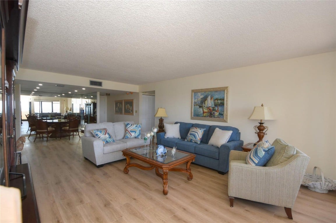 4900 N Ocean Boulevard, #1003, Lauderdale-By-The-Sea, Lauderdale By The Sea, FL 33308