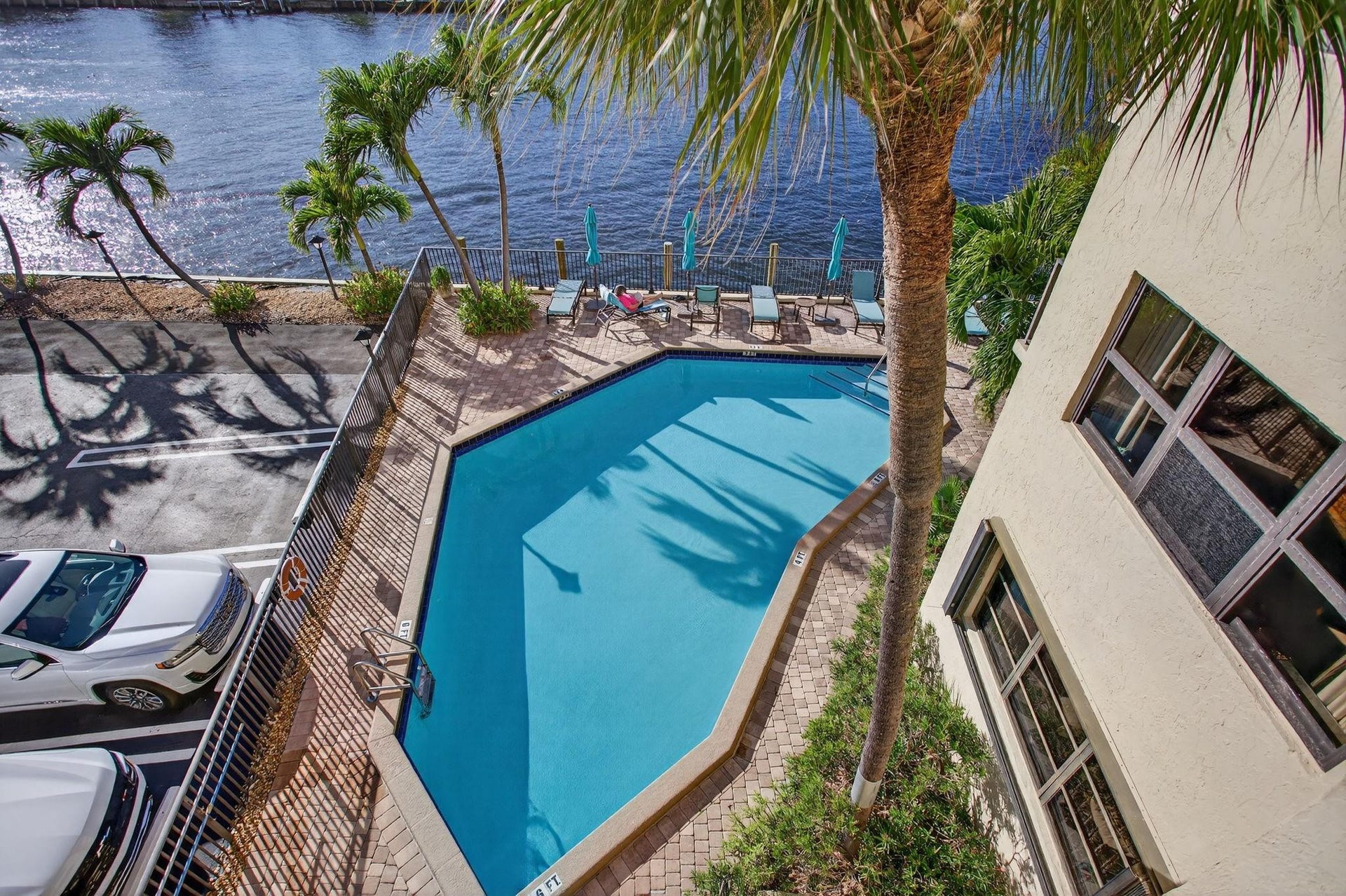 501 N Riverside Drive, #301, Pompano Beach, FL 33062 Photo 4