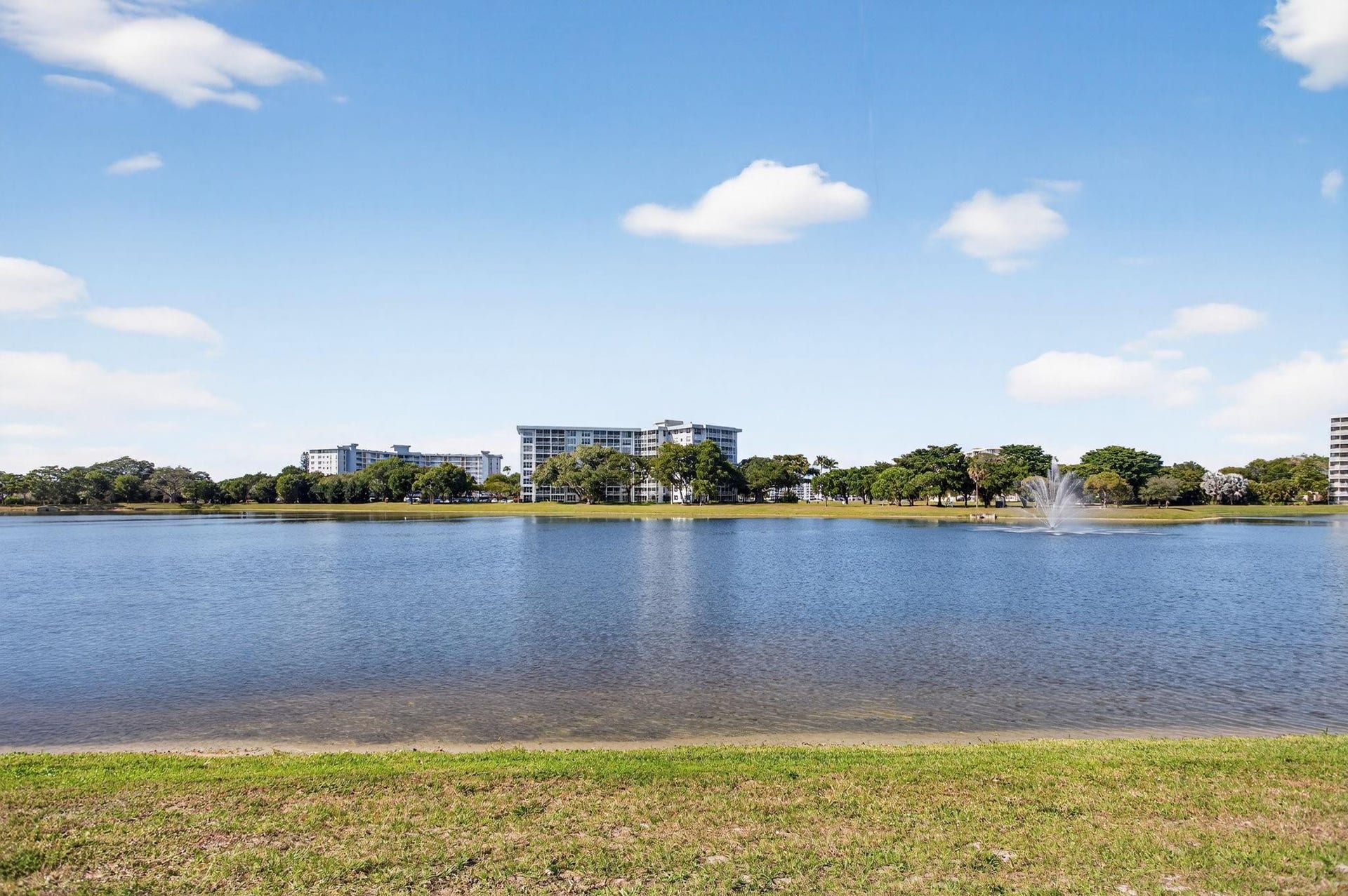 2801 N Palm Aire Drive, #203, Pompano Beach, FL 33069 Photo 35