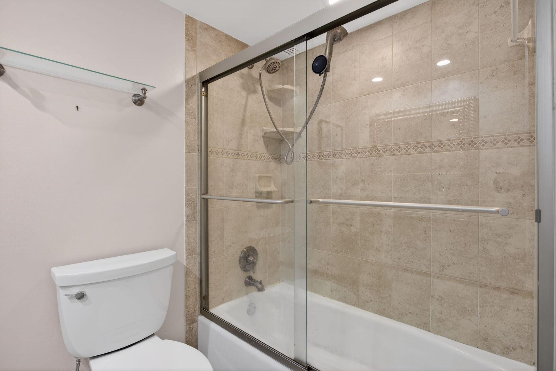2801 N Palm Aire Drive, #203, Pompano Beach, FL 33069 Photo 23