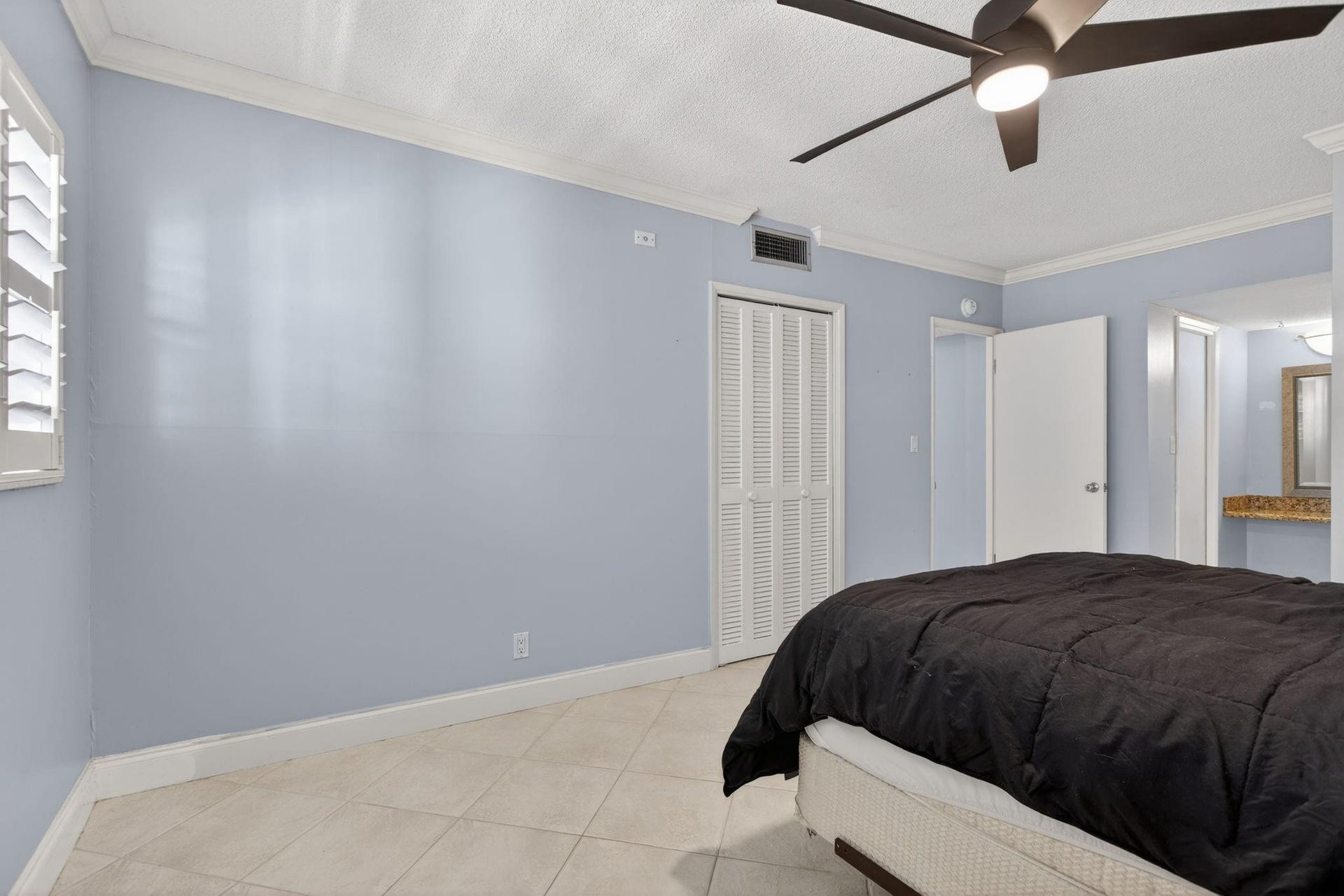 2801 N Palm Aire Drive, #203, Pompano Beach, FL 33069 Photo 20