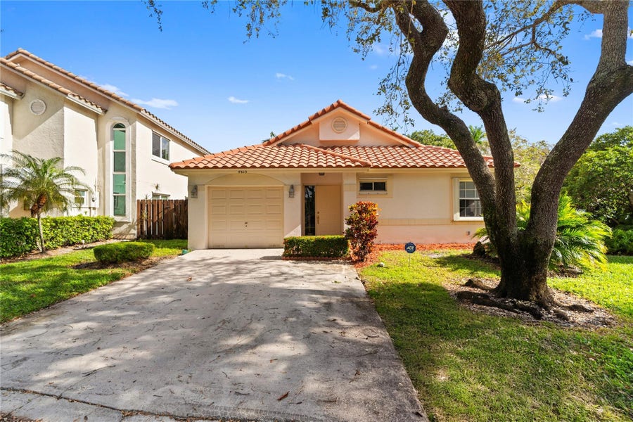 Property photo for 9815 NW 5th Place, Plantation, FL