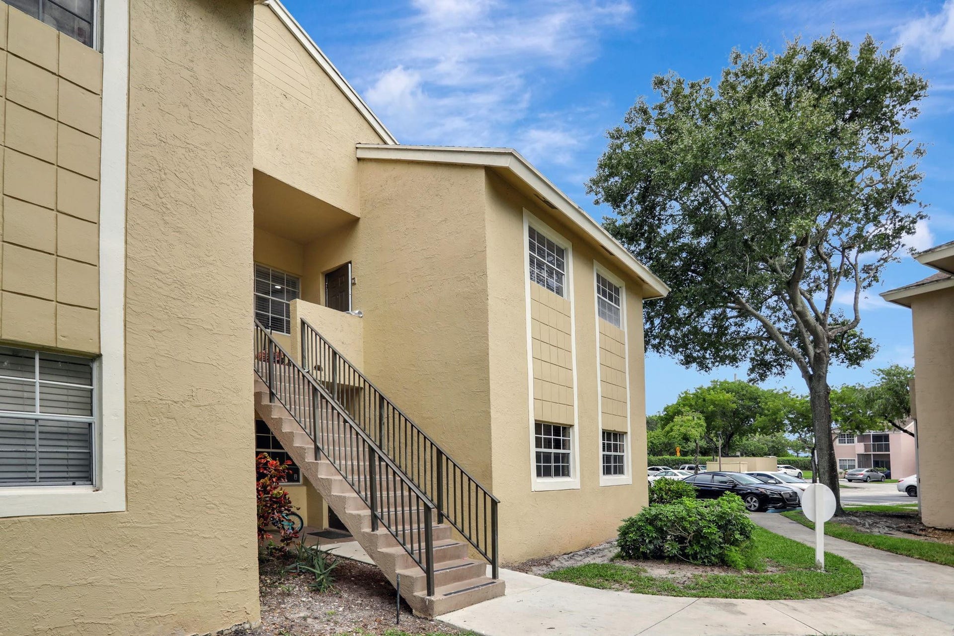 660 Cypress Club Way, #D11, Deerfield Beach, Deerfield Beach, FL 33064 Photo 1