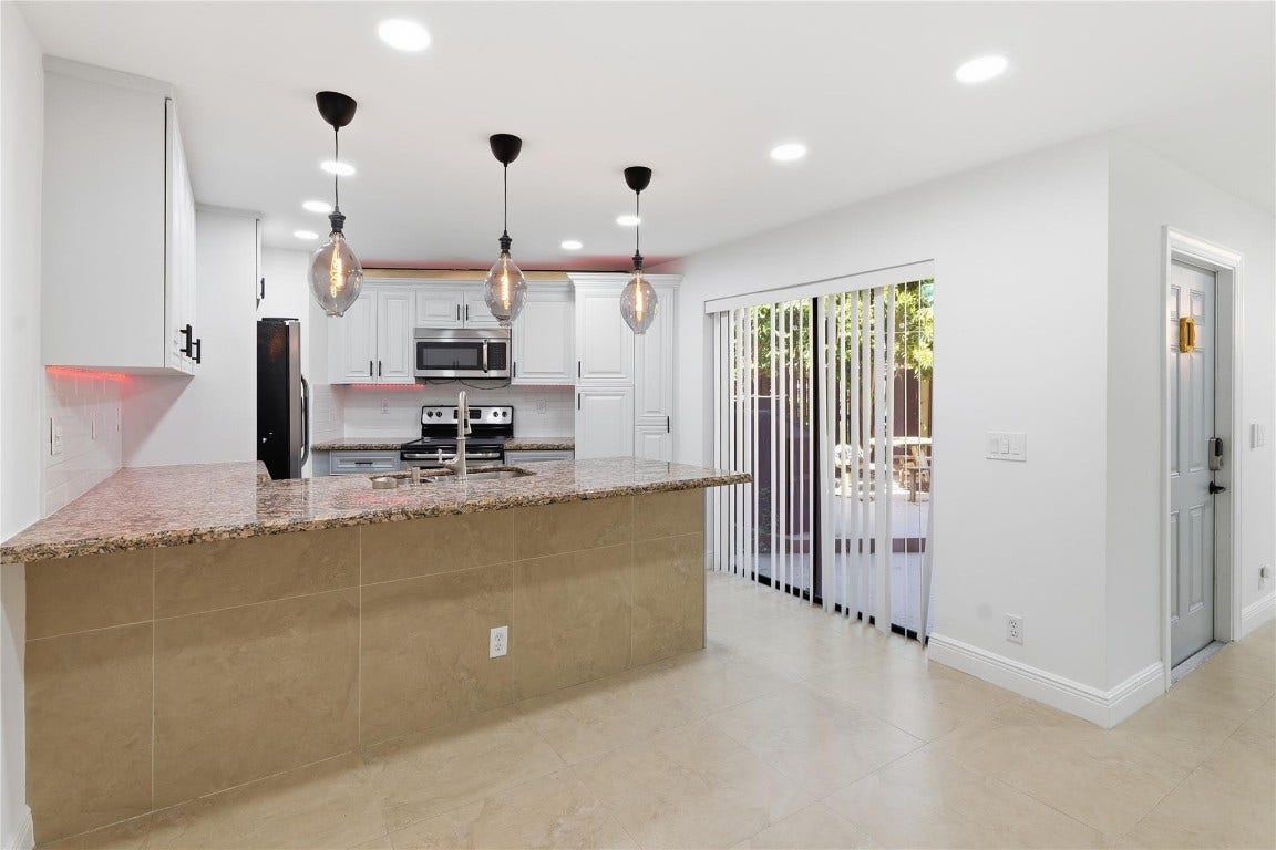 23048 Oxford Place, #A, Boca Raton, Boca Raton, FL 33433