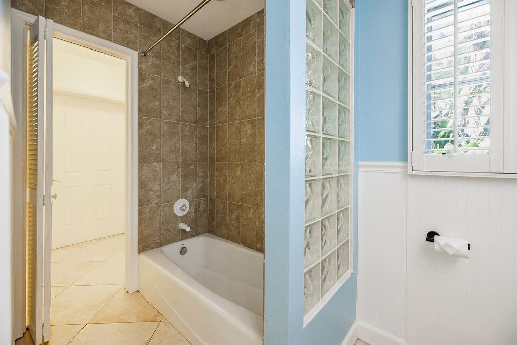 2432 NE 22nd Avenue, Lighthouse Point, FL 33064 Photo 41
