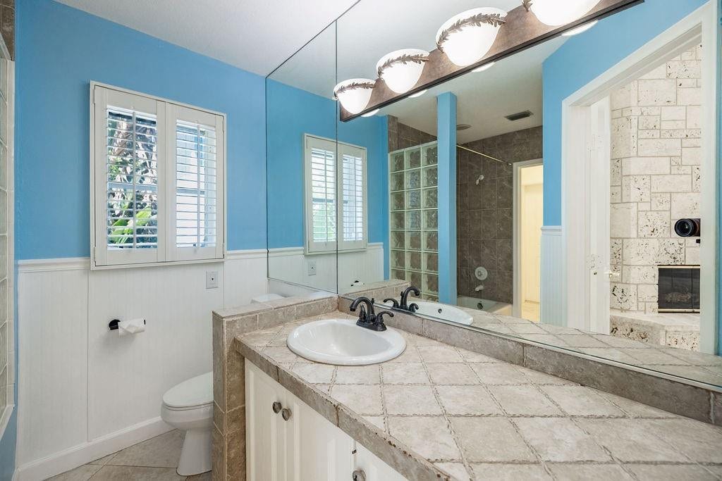 2432 NE 22nd Avenue, Lighthouse Point, FL 33064 Photo 40