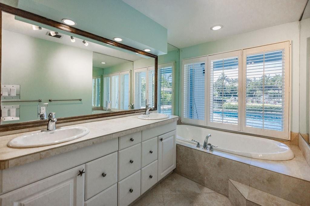 2432 NE 22nd Avenue, Lighthouse Point, FL 33064 Photo 26