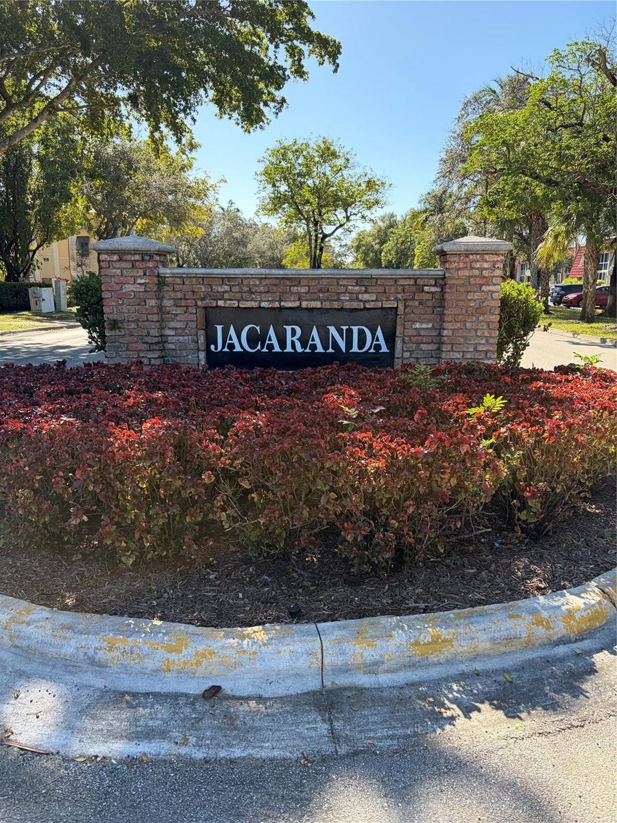 Property photo for 21 Jacaranda Drive, #121, Plantation, FL
