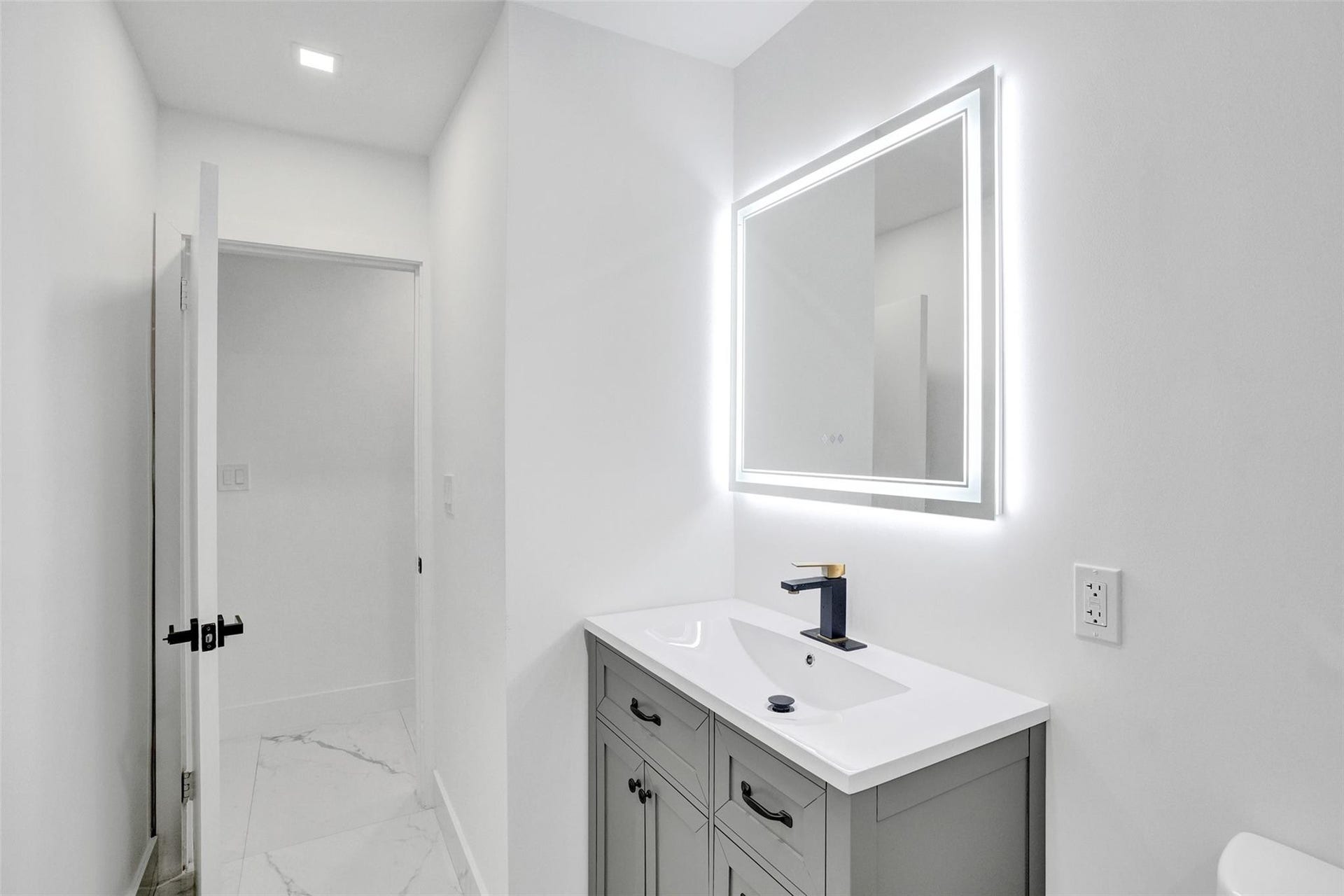 5840 SW 14th Street, Plantation, FL 33317 Photo 19