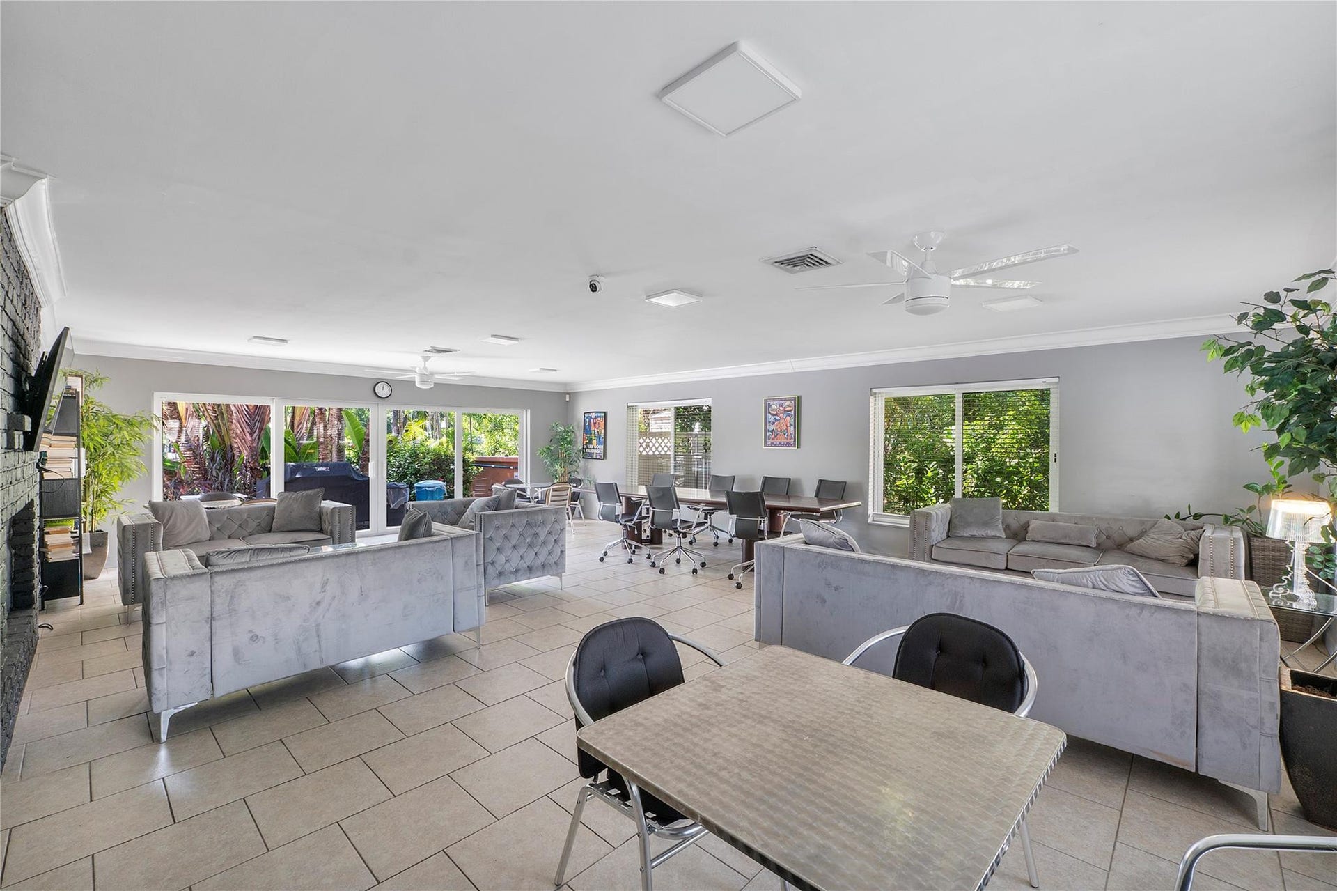 200 NE 19th Court, #211m, Wilton Manors, FL 33305 Club house