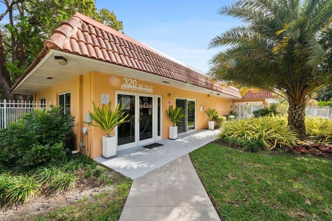 200 NE 19th Court, #211m, Wilton Manors, FL 33305 Photo 33